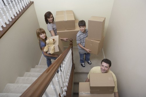 Preparation checklist for a house move including packing and parking